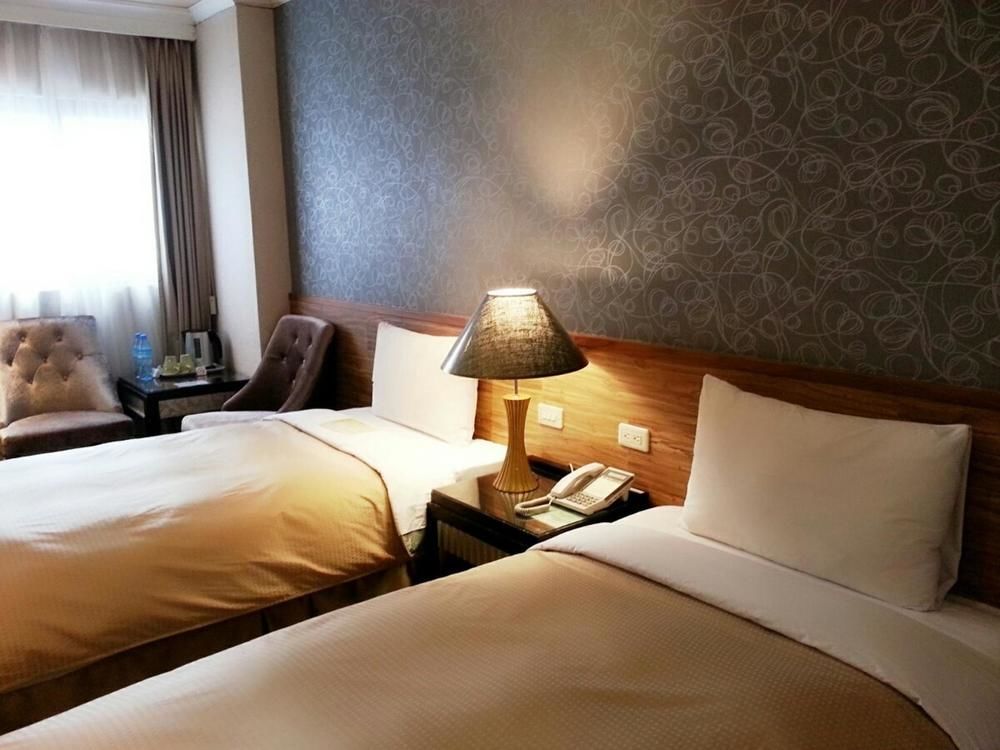 Astar Hotel Taipei Exteriör bild